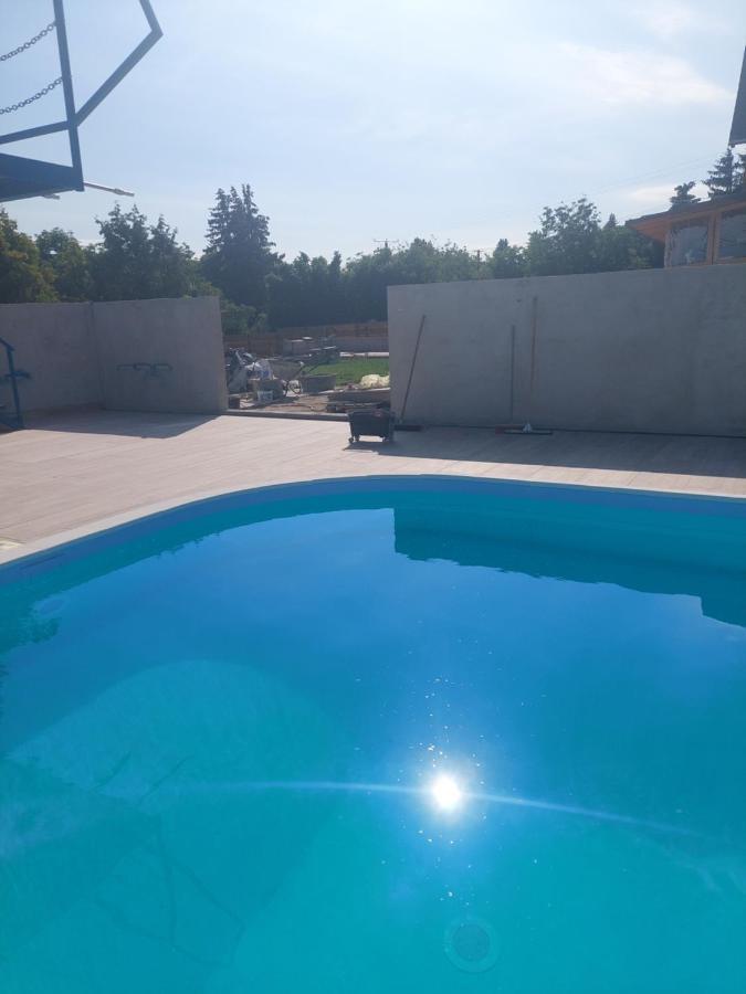 Gaestehaus Kathi Campingplatz Buschcamper Gyenesdiás Exteriör bild